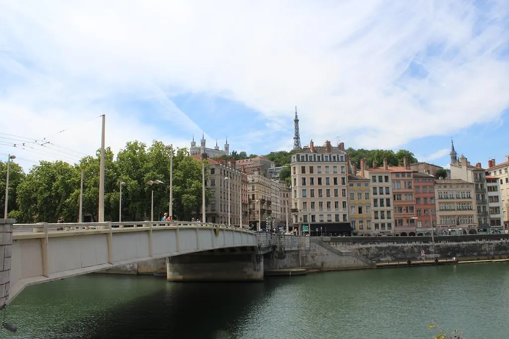 Appart Touriste Lyon 0*,  Francia